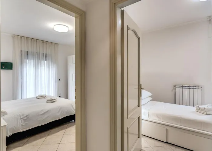 Spacious Flat Near Vaticano Apartment Rom